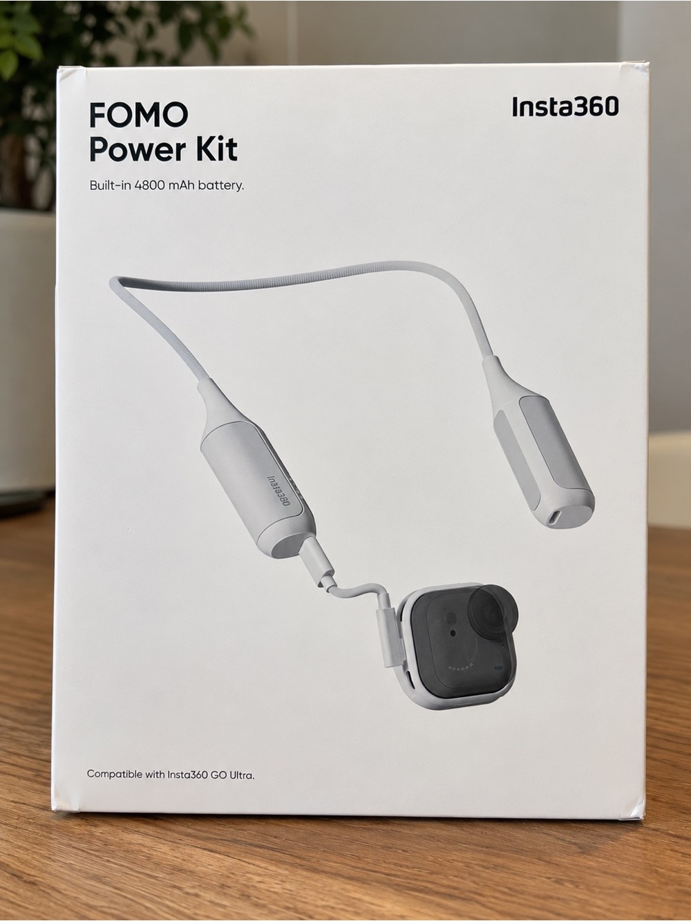 Insta360 GO Ultra FOMO Power Kit 4800mAh Neck Mount NEW